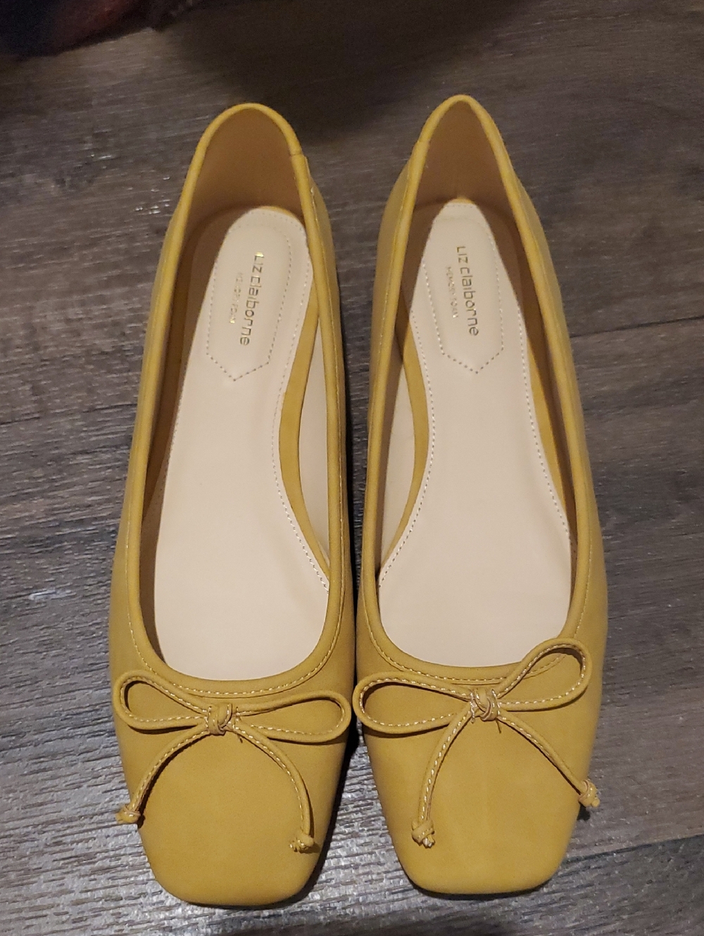 Liz Claiborne Yellow Bow Ballet Flats